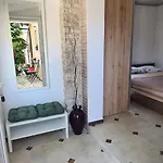 Alen Apartment *