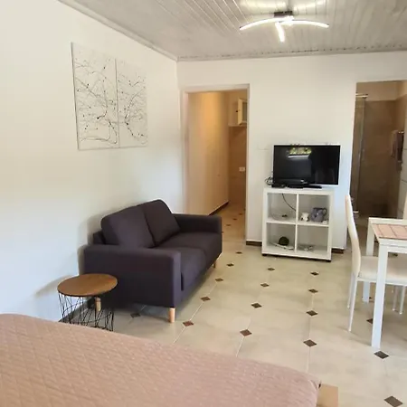 Apartment Alen Pula